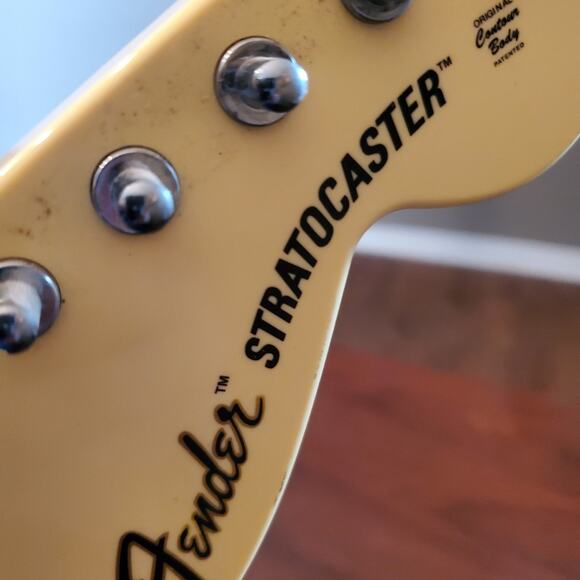 Rockband Harmonix Guitar Playstation Fender Stratocaster mdl: 822151 (No Dongle) - Picture 6 of 7